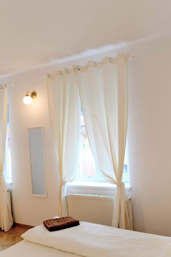 Twins Boutique Korsy Apartment Sibiu Exterior photo