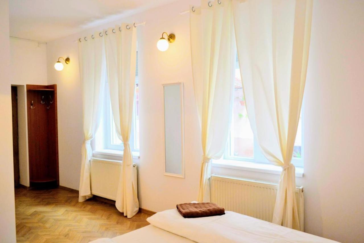 Twins Boutique Korsy Apartment Sibiu Exterior photo