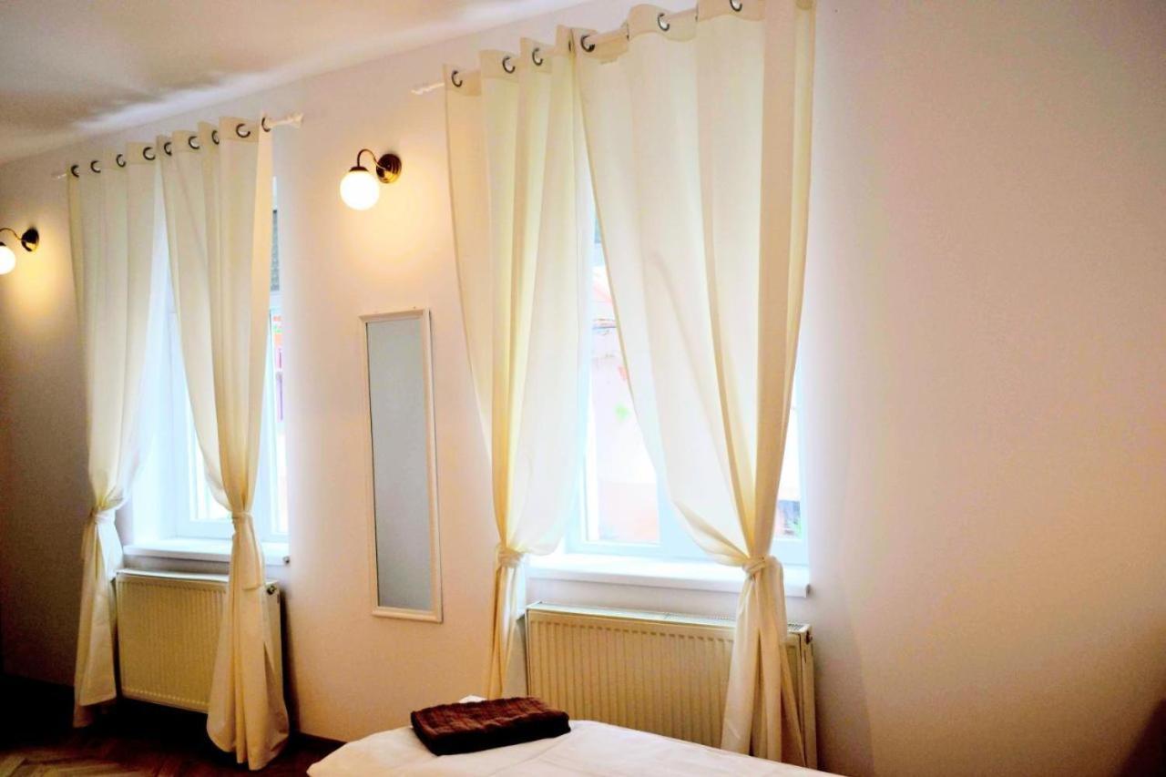 Twins Boutique Korsy Apartment Sibiu Exterior photo