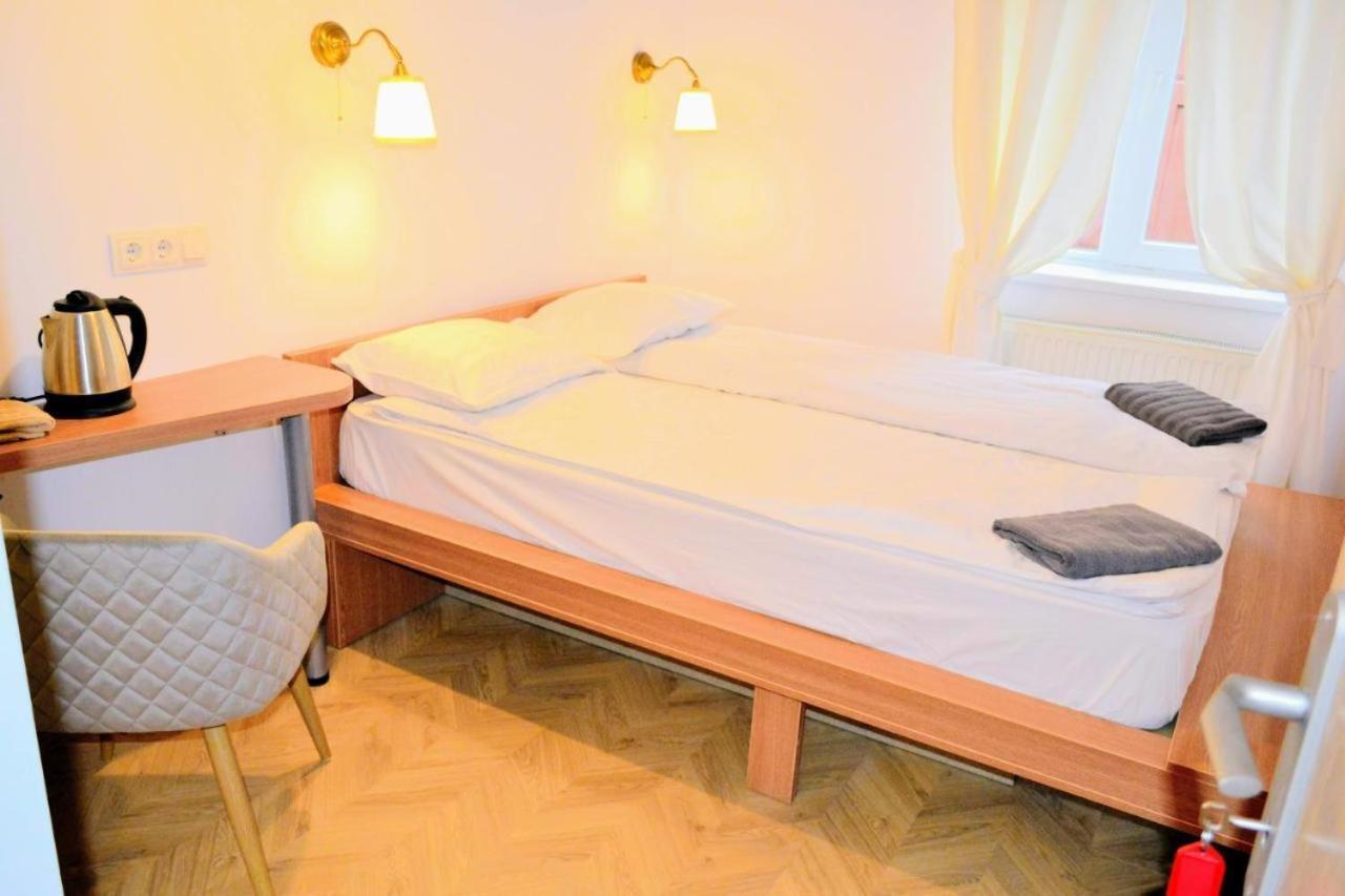 Twins Boutique Korsy Apartment Sibiu Exterior photo