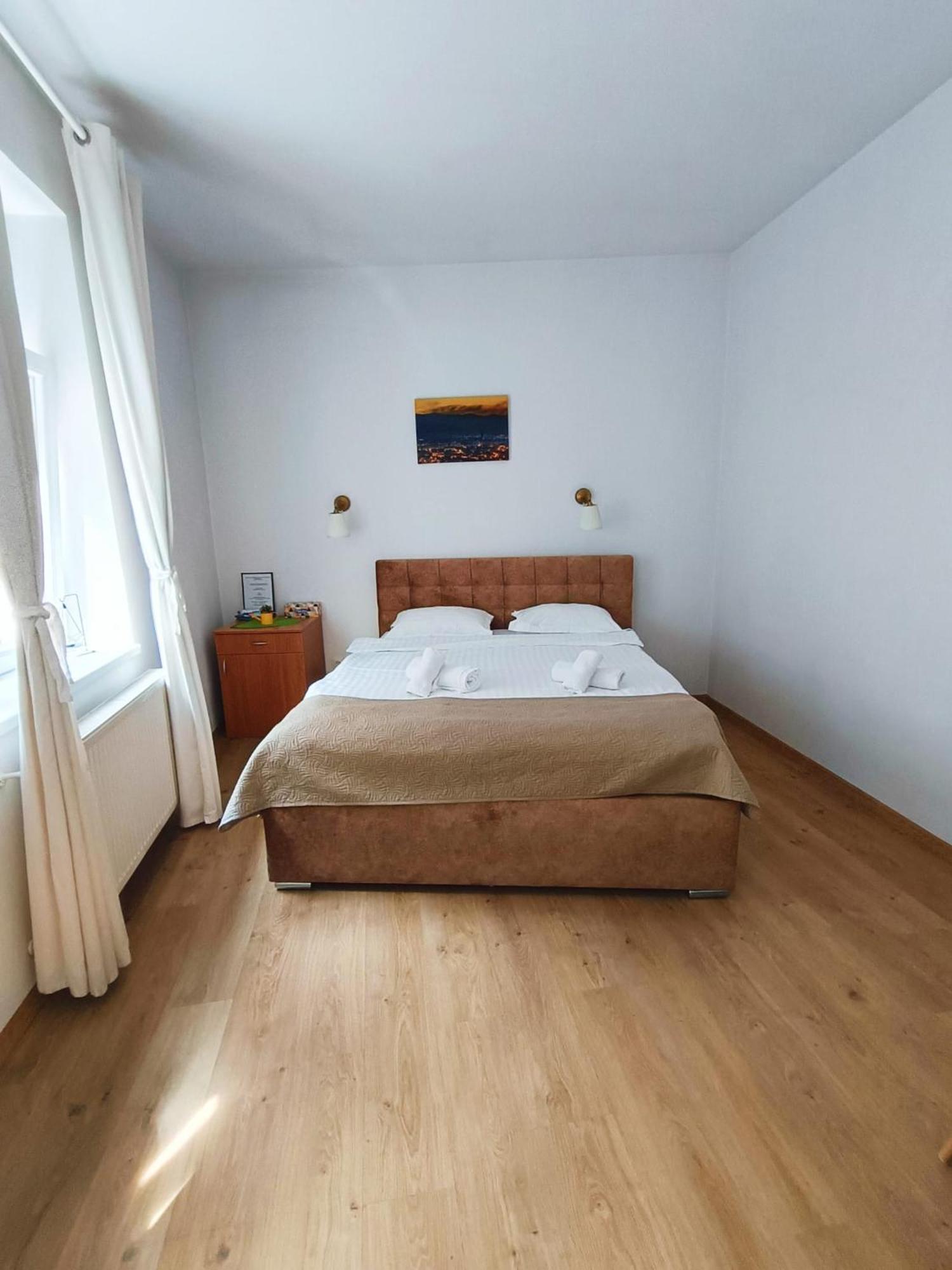 Twins Boutique Korsy Apartment Sibiu Exterior photo